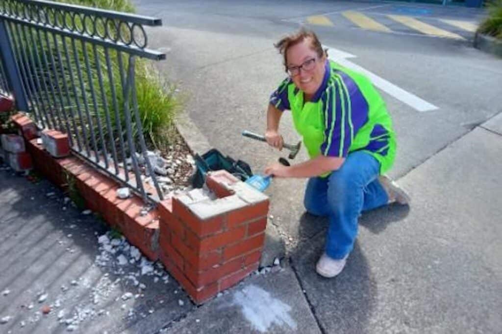 Bec Wilding is proving that no wall is too high for a career in Bricklaying. The 44-year-old started studying in 2023 and hasn’t looked back. 